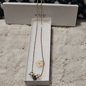 Macy's Gold Tone Daisy Pendant Necklace with White Pearls